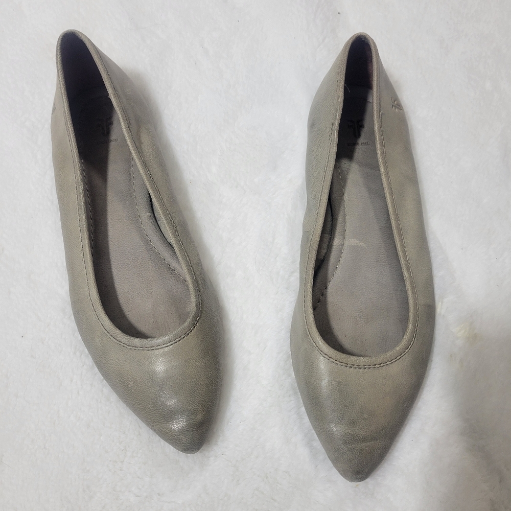 Frye Regina Pointed Toe Flats leather color ash gray size 8